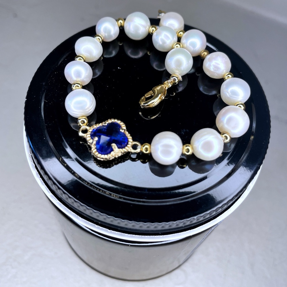 New White Pearl Gold Plated Bracelet - Picture 10 of 11